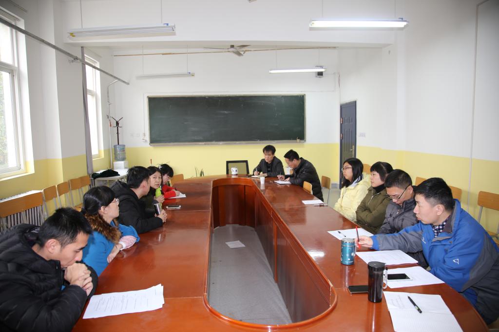 学院召开数学建模竞赛总结座谈会