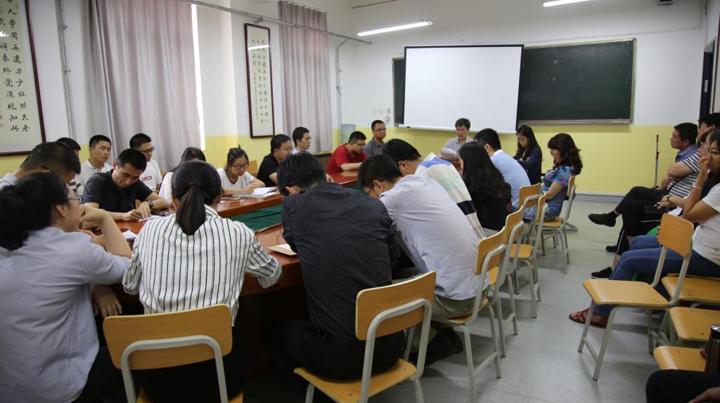 学院召开“双代会”代表选举暨学院分工会换届选举大会